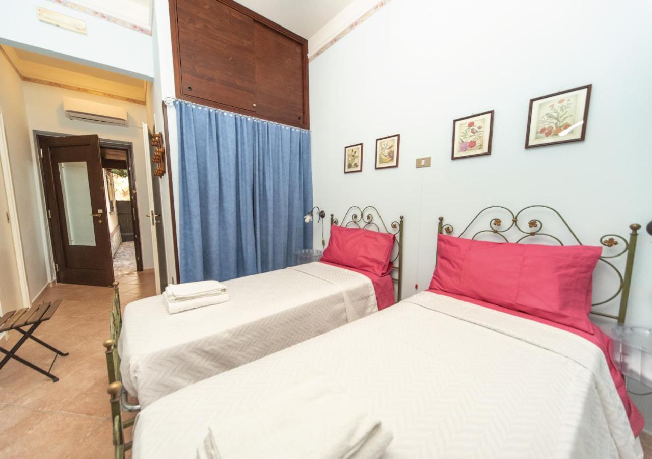 Il Sorgituro - Agriturismo Postiglione Bagian luar foto