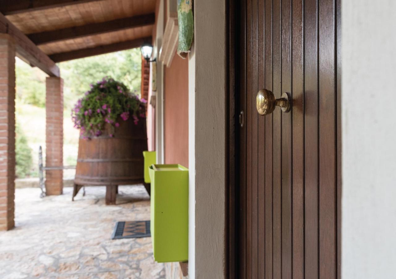 Il Sorgituro - Agriturismo Postiglione Bagian luar foto